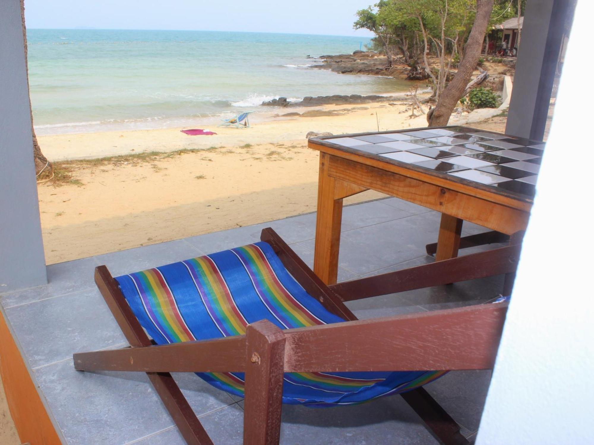 ลุงดำฮัทบีช Hotel Koh Samet Bilik gambar