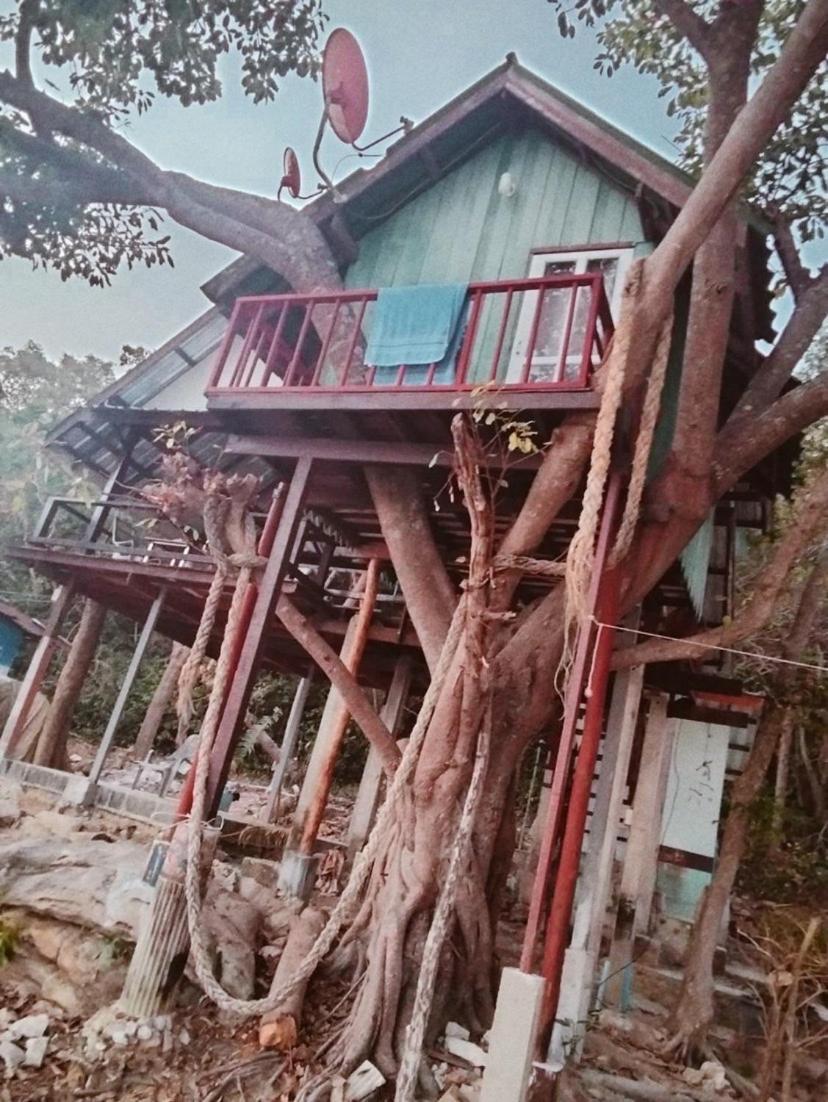 ลุงดำฮัทบีช Hotel Koh Samet Bilik gambar